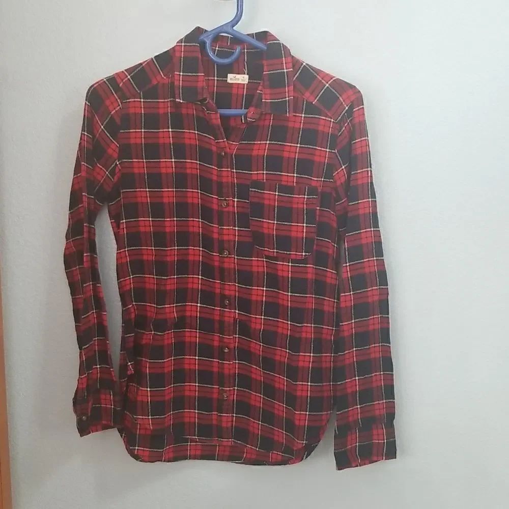 Hollister flannel button up shirt